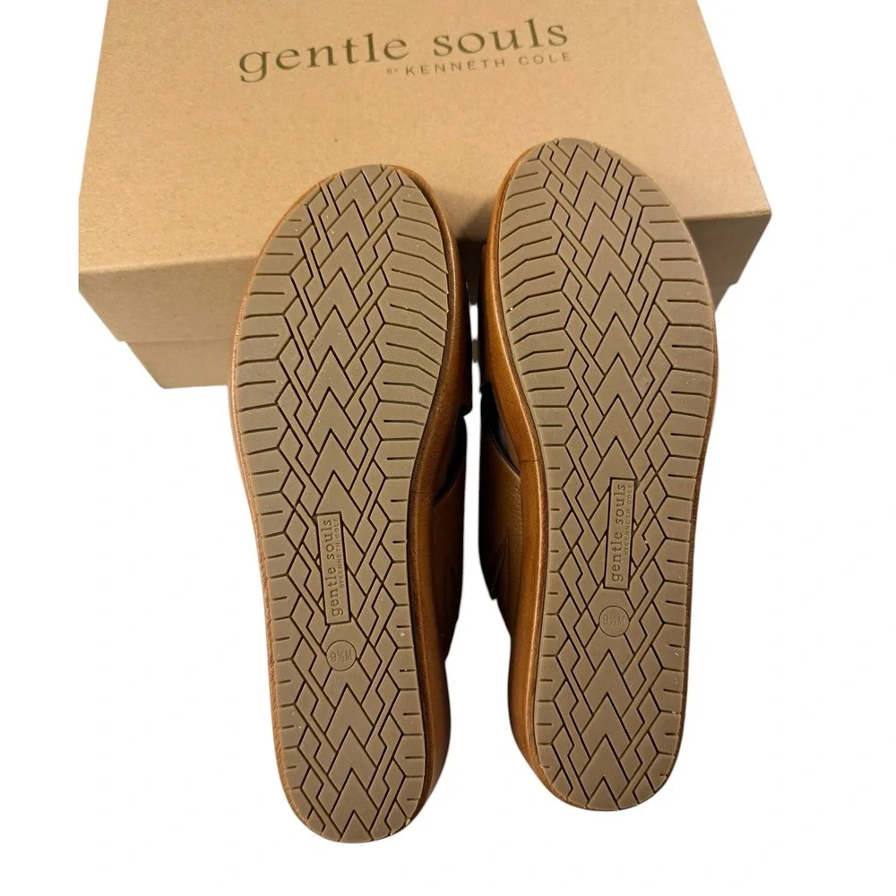 Gentle Souls Mikenzie Wedge Sandals Womens 9.5 Cognac Leather X-Strap